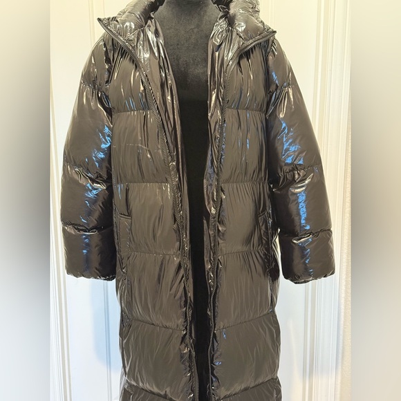 Boohoo Black Puffer Coat with Hood and Full Length Design - Picture 3 of 13